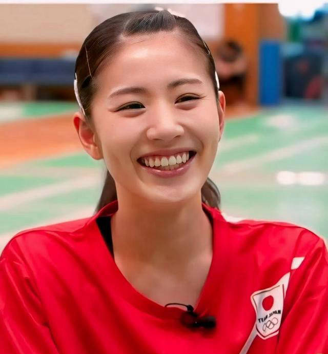 近期,在国内主要羽毛球论坛上,发布了日本选手志田千阳的最新照片