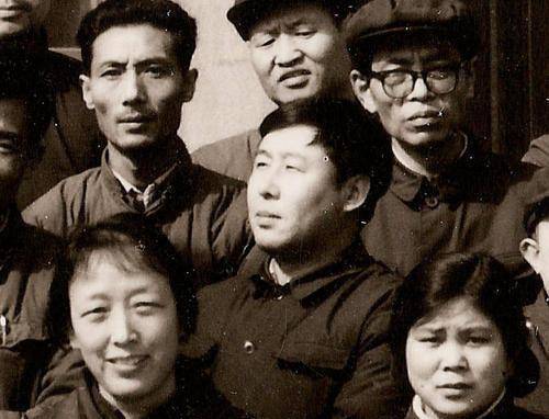 路遥42岁早逝不仅仅因为穷和病不幸福的婚姻也是推手