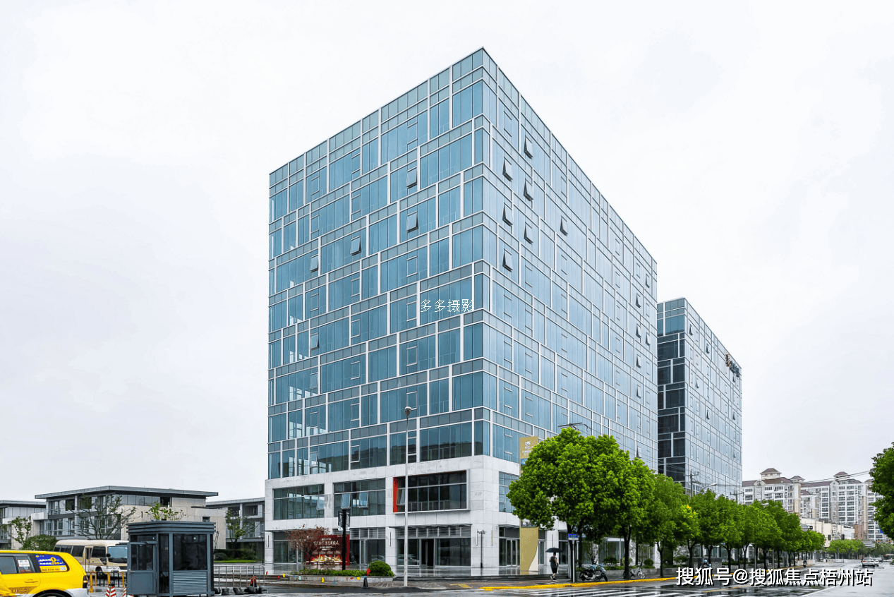 2024年上海吴泾宝龙广场一期的优缺点分析合不合适租预约通道