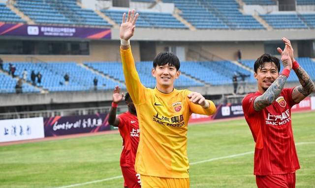 颜骏凌中超第一守门员的挑战