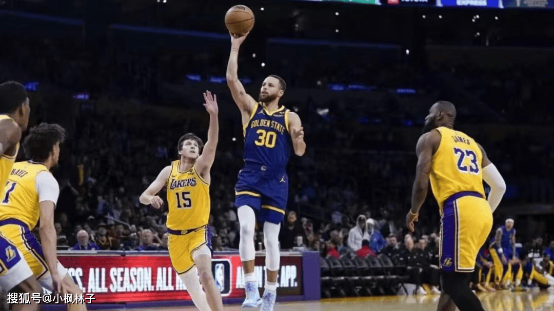 湖人主场不敌勇士,詹姆斯33 11勇士全队飙中26记三分_比赛_篮板_库里