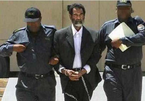 萨达姆到死都不愿相信自己被国家出卖死前淡定的要求被驳回