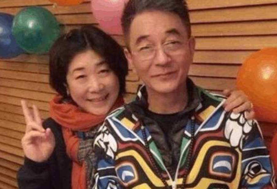 父母都是业界名人,表叔是陈凯歌还没啥,陈赫亲舅身份不简单_舅舅_节目