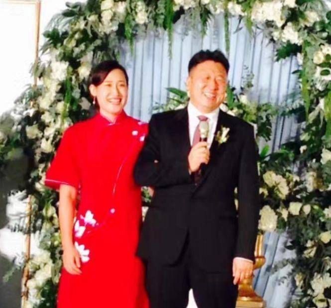 刘子歌:27岁嫁给50岁教练,父母缺席婚礼,如今移居澳洲_训练_金炜_游泳