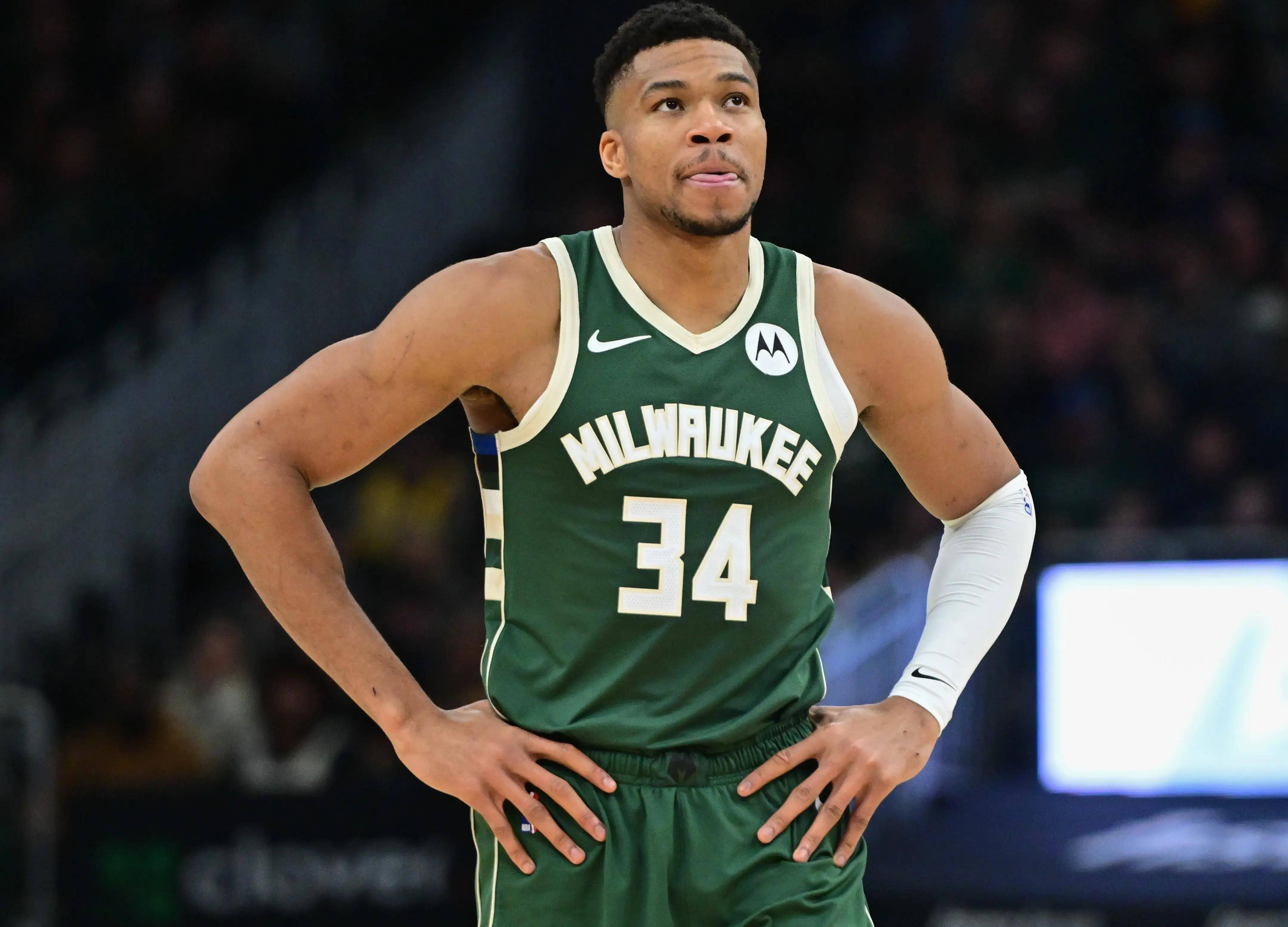 字母哥遭遇小腿拉伤至少休战1-2周 季后赛首轮可能面