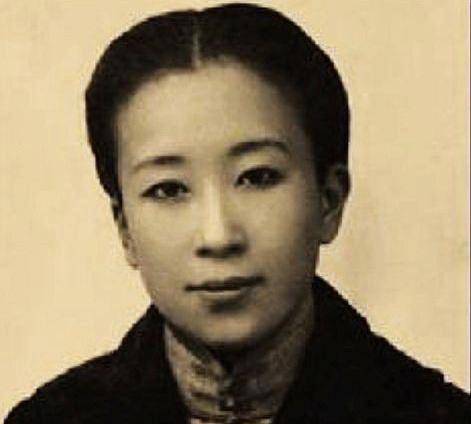 男装丽人川岛芳子情路坎坷爱过也辜负过