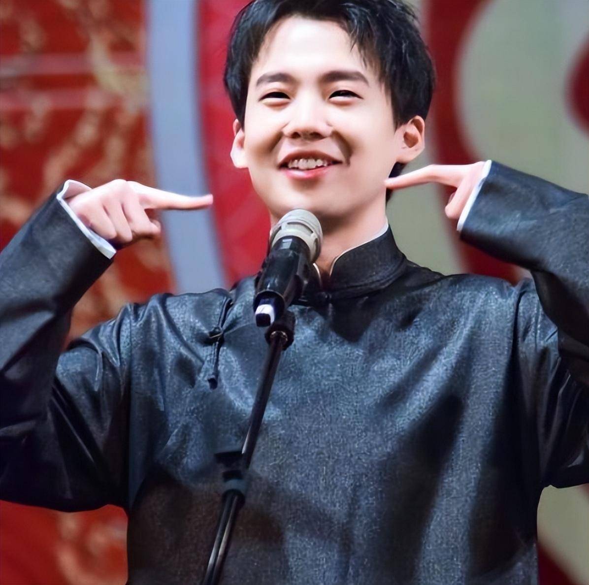 最后郭麒麟忍不住认怂:爸,干妈,您就别老是担心我的婚事了,结婚找对象