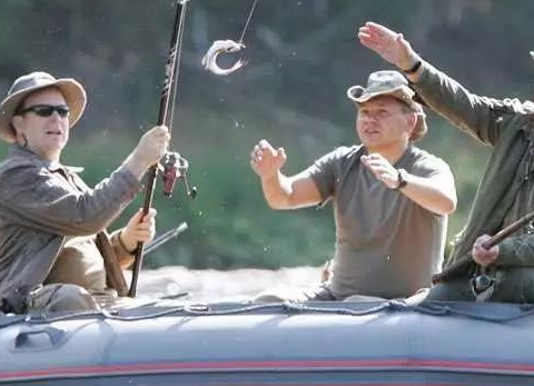 像普京一样去俄罗斯西伯利亚打猎钓鱼度假需要花费多少钱