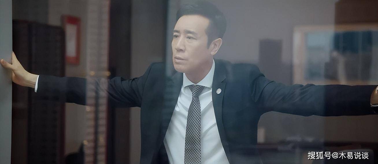 原创女演员长相有多重要看城中之城30岁不装嫩的隆妮就明白了