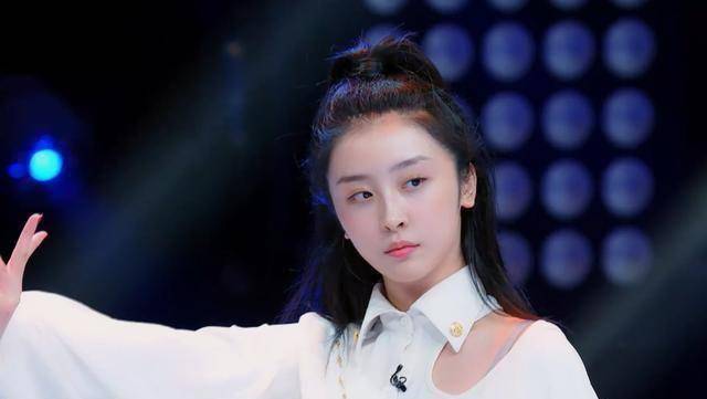 原创导师太双标青春有你2中孔雪儿得首a赵小棠却只获得c等级