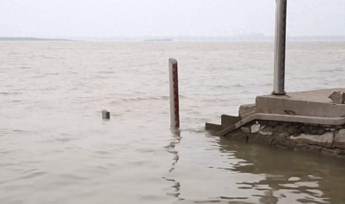 原创好消息鄱阳湖水位大涨突破14米坏消息2024年极端天气偏多