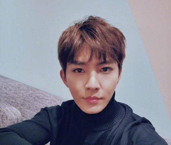 中年男团也撕逼?炎亚纶曝飞轮海私下不联系,其他三位_