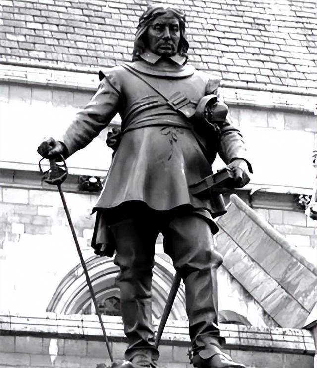 护国公克伦威尔砍了查理一世惨被鞭尸300年才入土为安