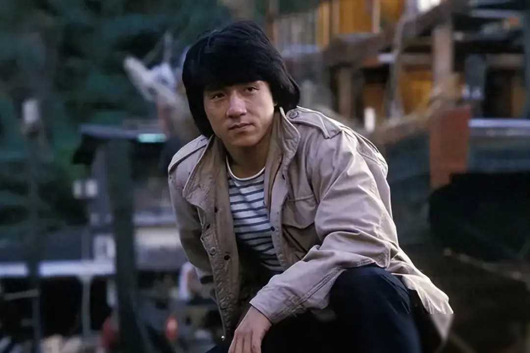70岁成龙生日内娱的沉默彰显世态炎凉