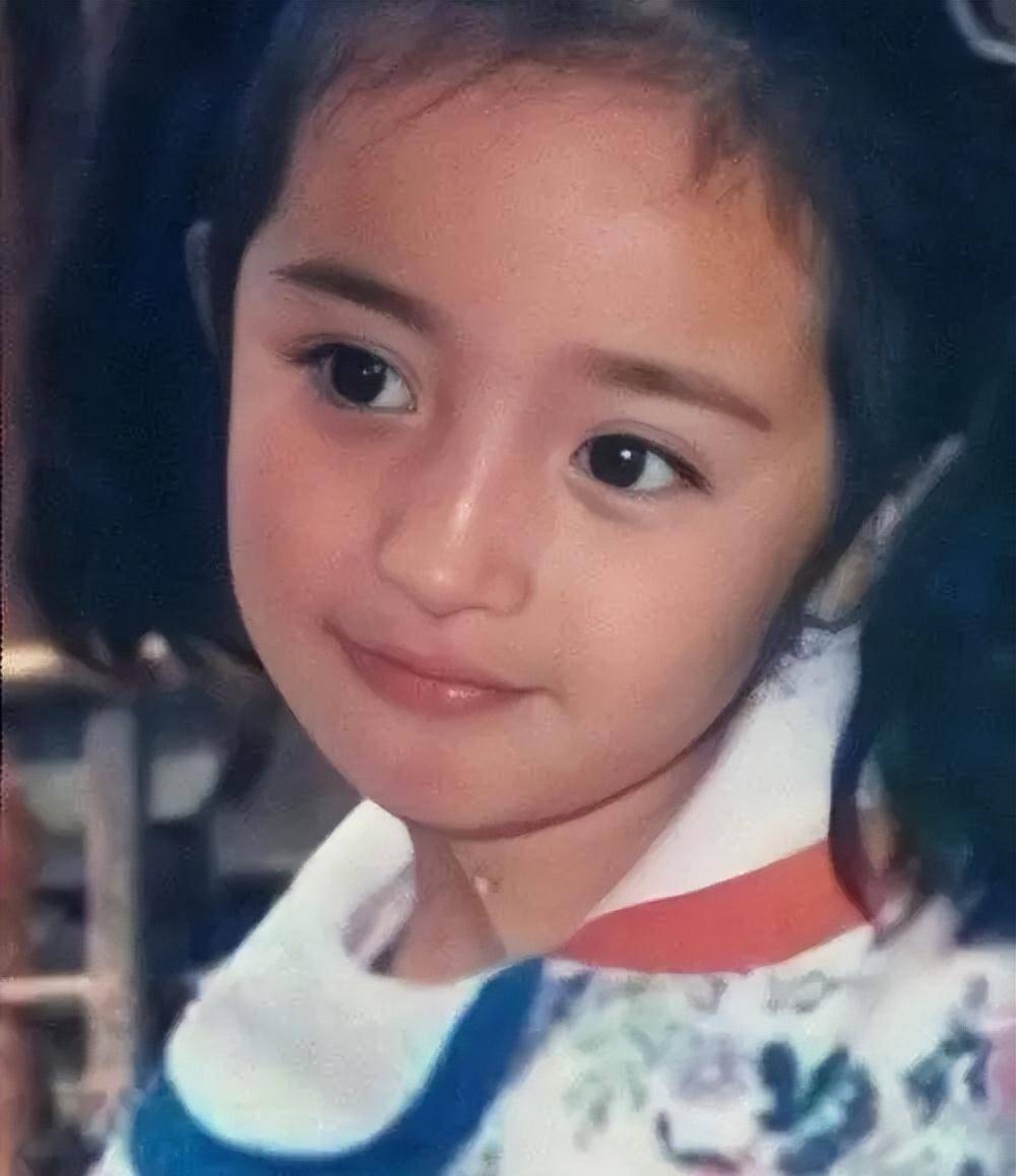 而她打扮偏少女,就感觉有点"装"林心如:暂且不说她待人接物,口碑如何