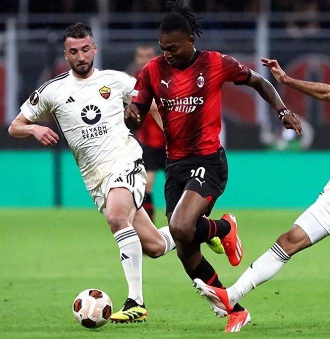 今日足球推荐欧战巨星滑铁卢5大豪门头牌0球0助0胜总身价7亿欧