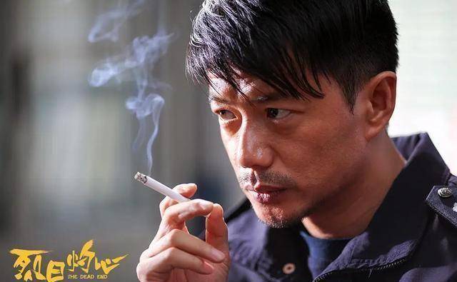 原创段奕宏睡过行李架钻过座位底这位影帝的坎坷崛起之路