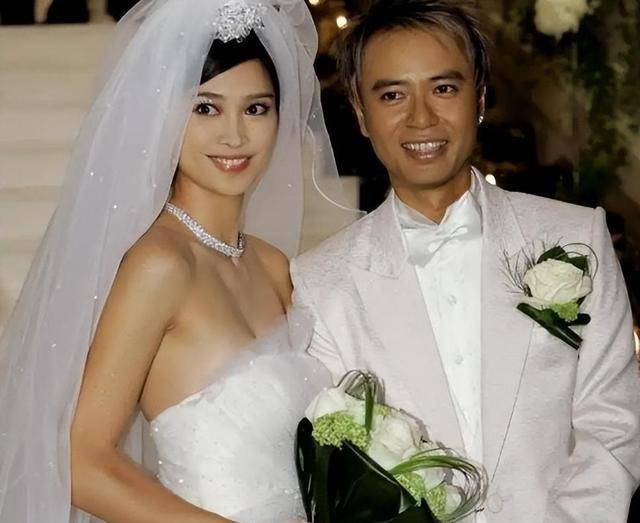 李克勤太太,更被誉为香港第一美人,如今51岁依旧光彩耀人_决赛_女友