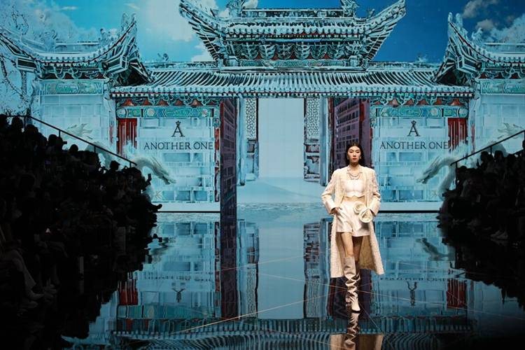 时装周上国潮风