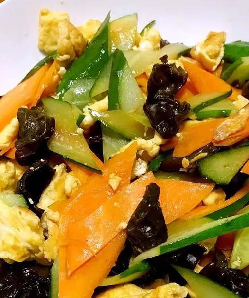 原创胡萝卜14种做法营养健康两不误吃起来比红烧肉都香很美味