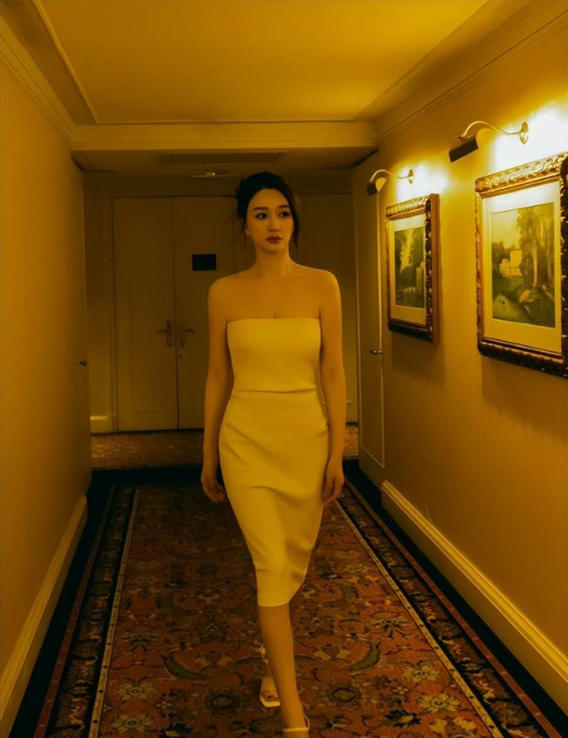 李小冉被富商折磨4年2次流产没想到男闺蜜砸下5亿接盘成功