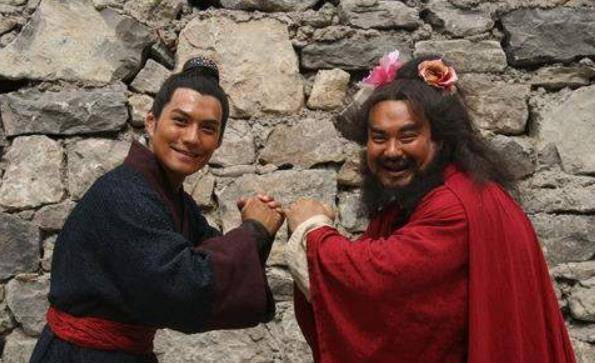 这三种说话技巧,男女通吃,人见人爱_卢俊义_李师师_口才