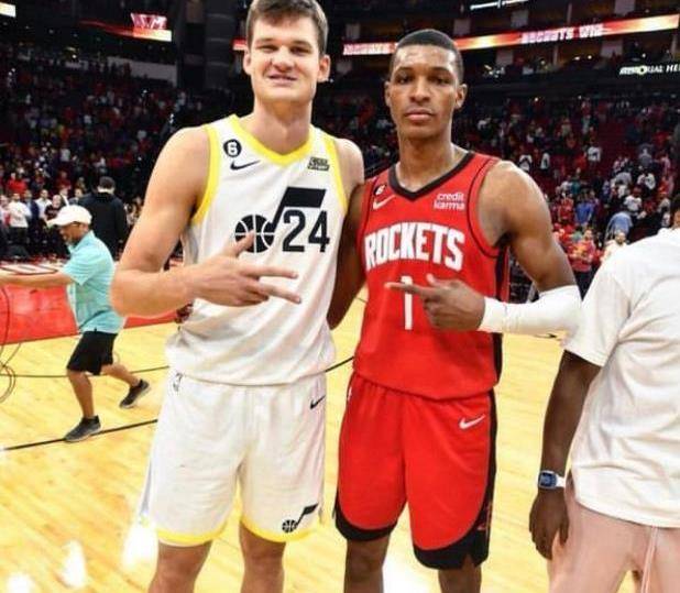 原创火箭准备取得两连胜爵士队宣布所有六名主要球员都离开了这场胜利