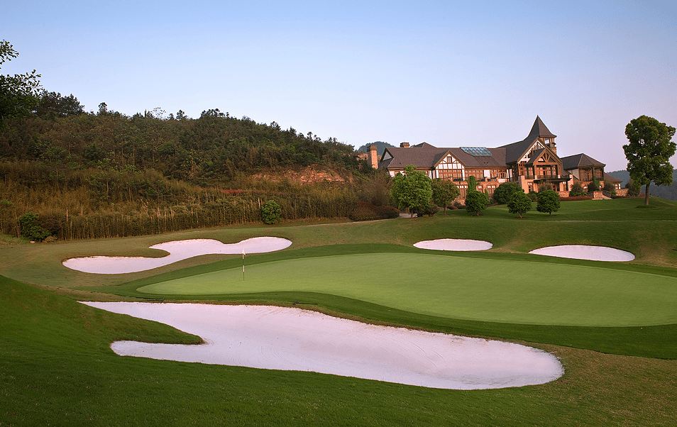 绿城龙王溪小镇售楼处电话4000000460转接1111