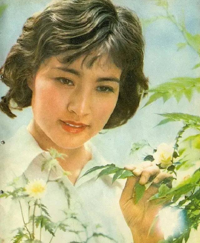 刘晓庆开始走红,在北京站稳脚跟后就一脚把王立踹了.