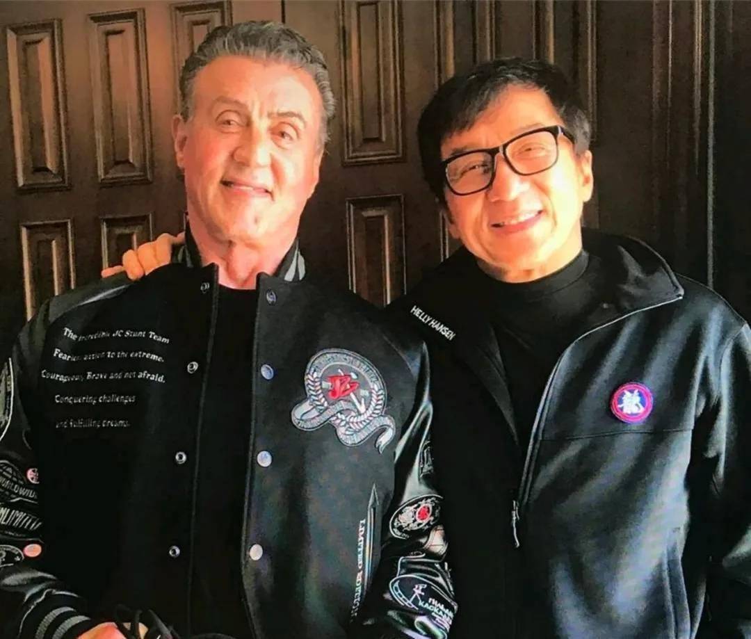 成龙70岁生日发文,自曝断崖式衰老真相,但更糟糕的事情正在发生