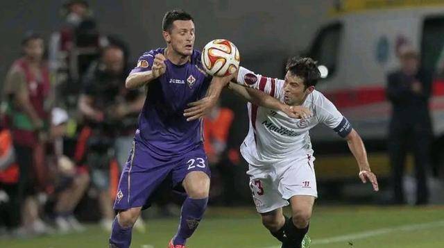 原创欧洲联赛焦点紫百合称霸英超球队屈居次席强大黑马崛起