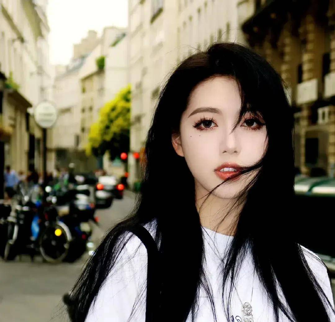 秦朗丢寒假作业乃剧本炒作女网红道歉认错三人被罚背景被扒