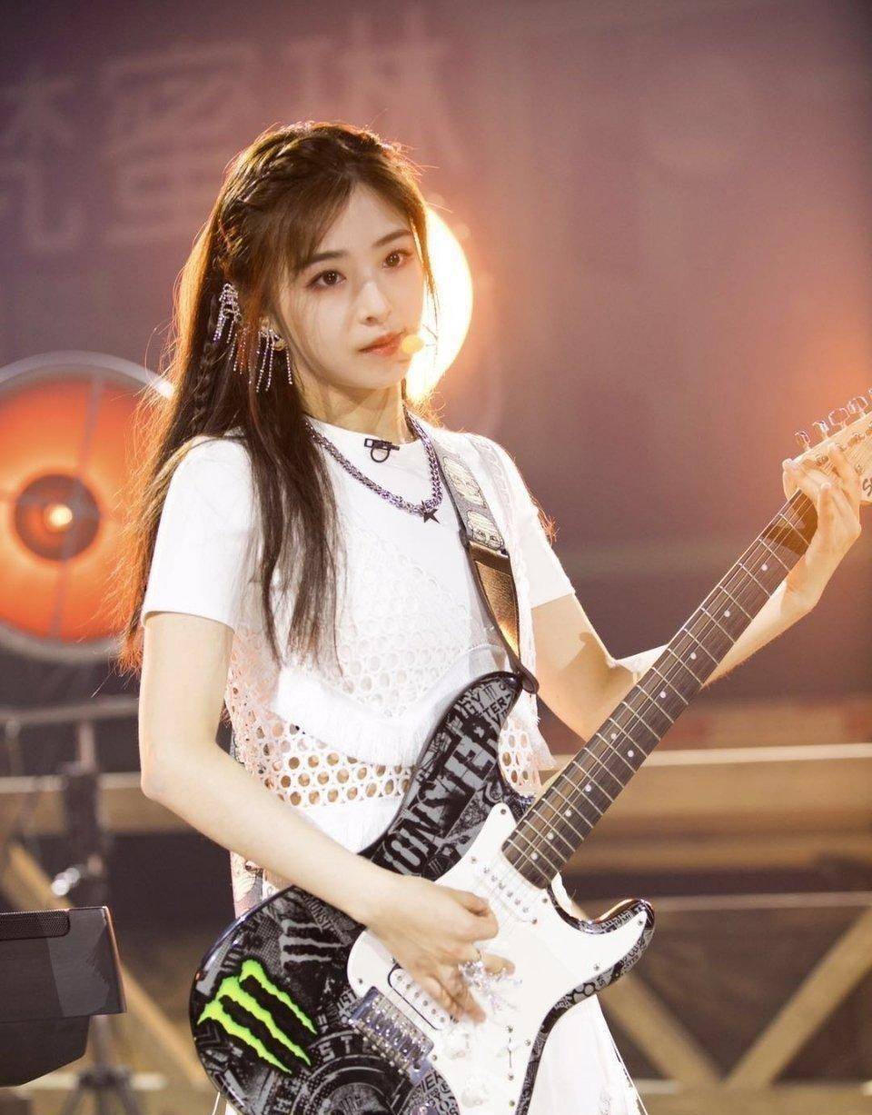 "圆脸女孩"要出圈了,赵丽颖,赵露思张含韵,哪一位是你的最爱