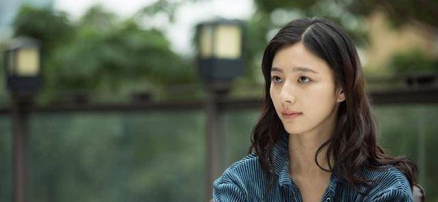 第二个张予曦曾是十八线女演员今靠王思聪热度大增