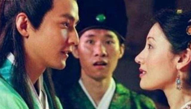 原创杜十娘抱着百宝箱投河难道仅因自己被卖了吗这不是个简单问题