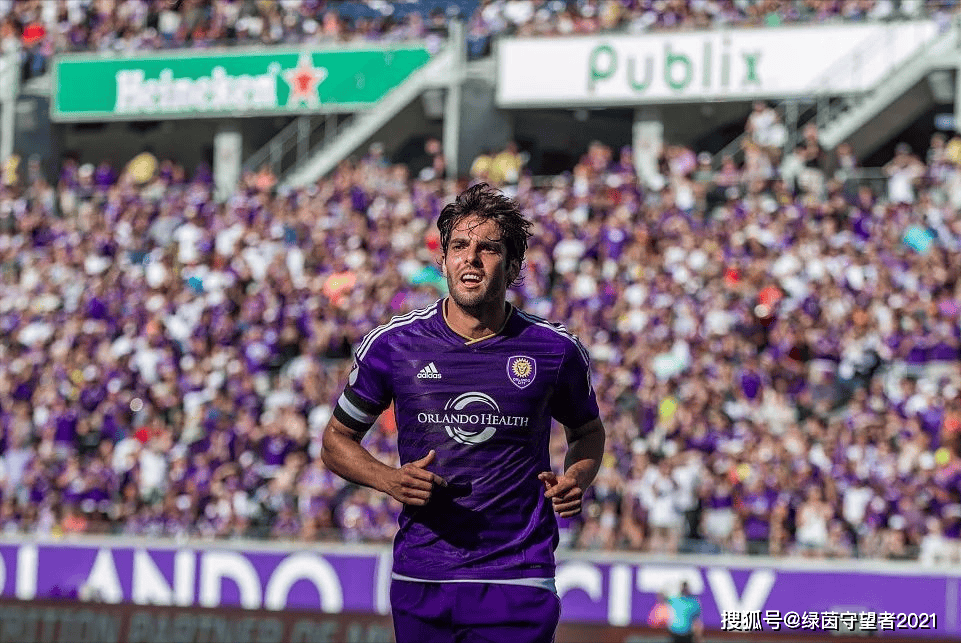 卡卡的历史地位甚至不如他?_里瓦尔多_世界杯_巴西