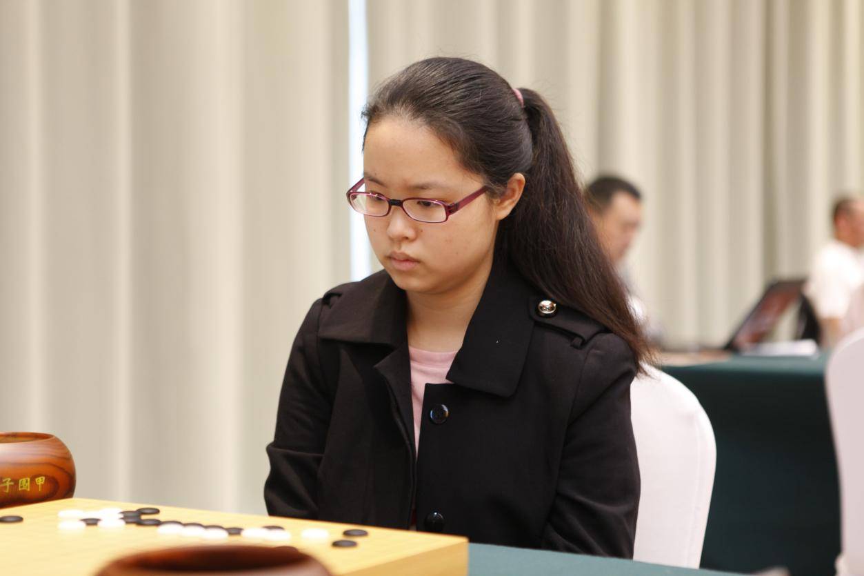 围棋协会队第一台:於之莹八段负许瑞玹四段第二台:李思璇四段胜蔡碧涵
