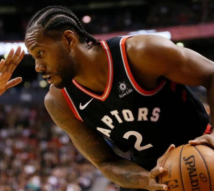 原创猛龙队得到莱昂纳德是赚了还是亏了就得到1年但夺冠了