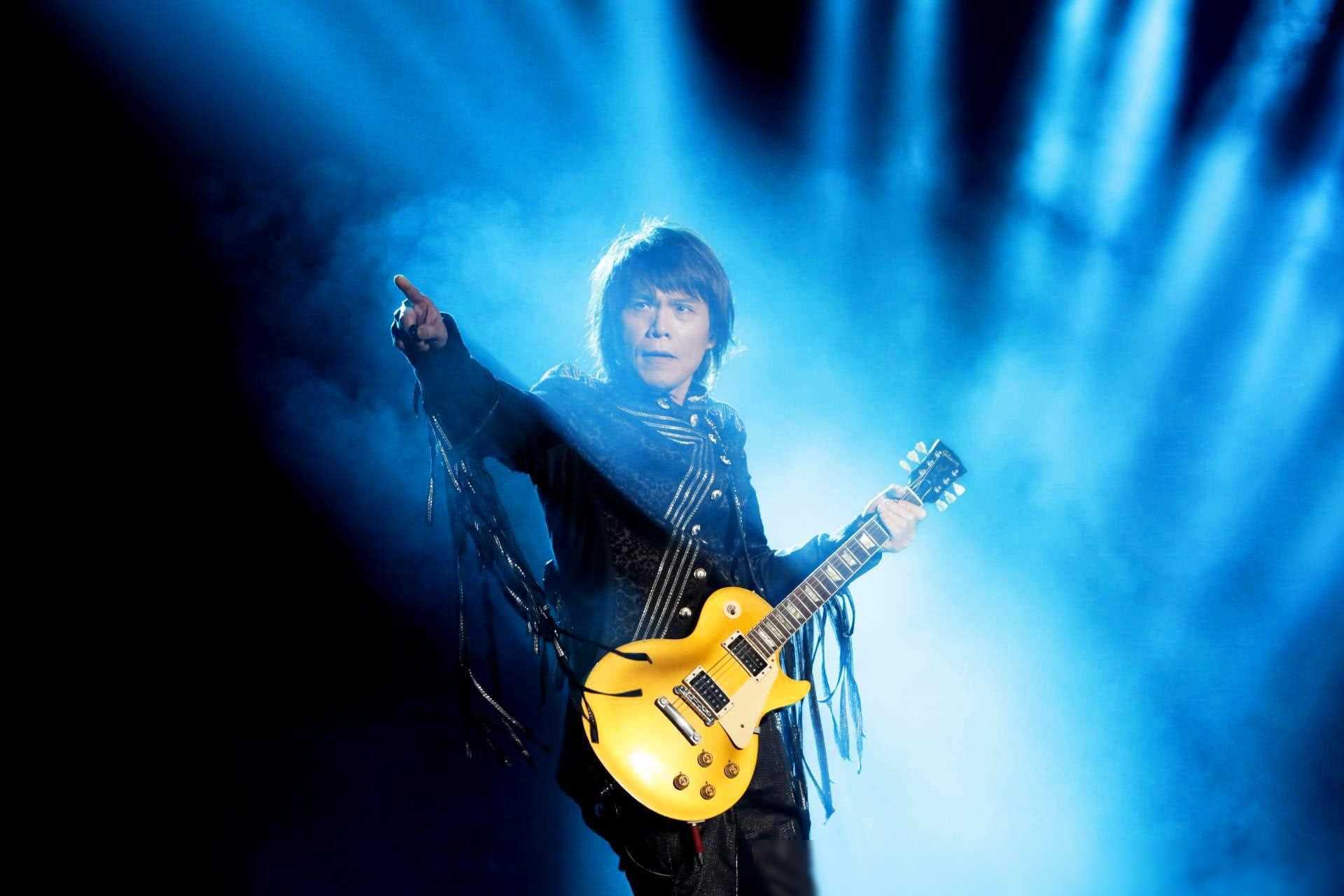 原创伍佰演唱会从摇滚少年到发福中年音乐与她始终如一