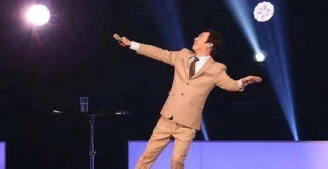 原创费玉清厕所养鸡拒绝跟异性同床网友难怪不婚无人能忍