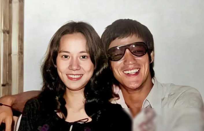 李小龙绯闻女友曾被赞比林青霞还美,今72岁单身未婚未育_苗可秀_一生