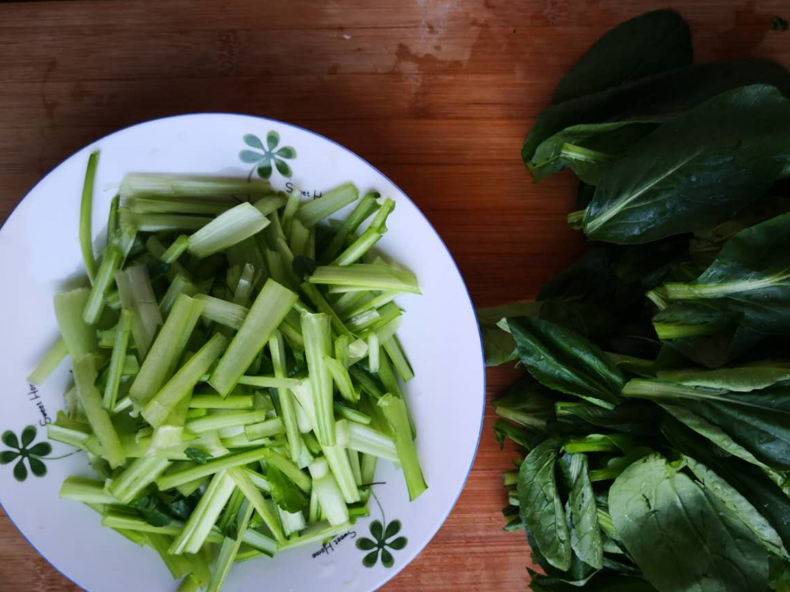 它瘦身效果堪比"减肥药",润肠通便,隔天吃一次,游泳圈悄悄走_青菜