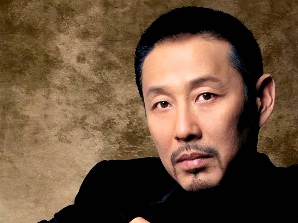 原创康熙王朝幕后姜文拒演唐国强张国立错过陈道明捡漏