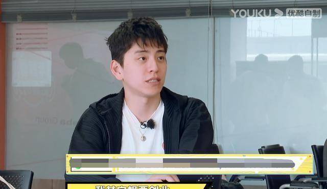 独居真人秀里明星太像在演戏鞠婧祎变傻白甜王大陆体验当客服