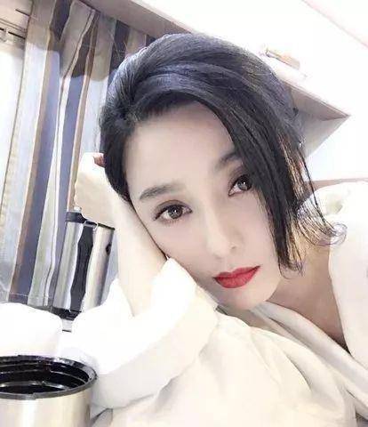 迪丽热巴的困惑:当红女流量的焦虑与转型_杨幂_观众_电影