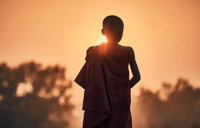 原创玄觉法师与六祖惠能4问4答成一代宗师圆寂时1000只大雁护驾