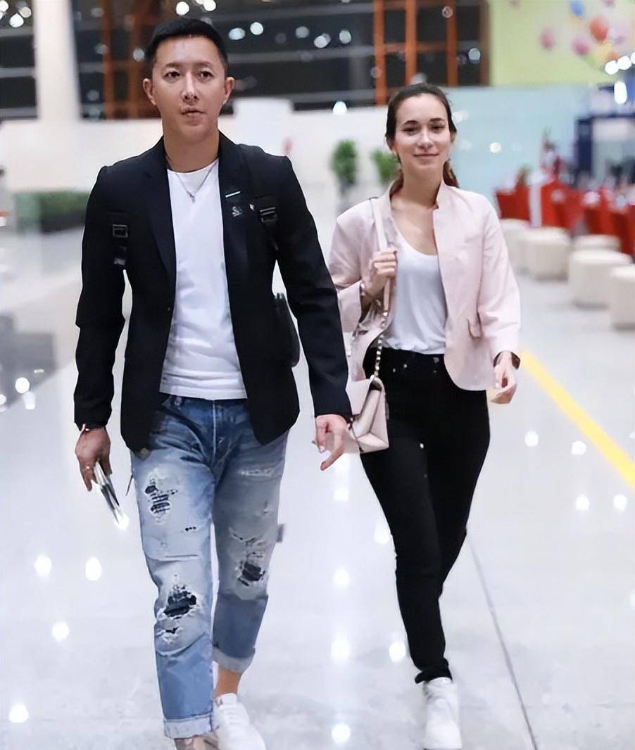 为爱放弃事业卢靖姗为韩庚付出何等牺牲