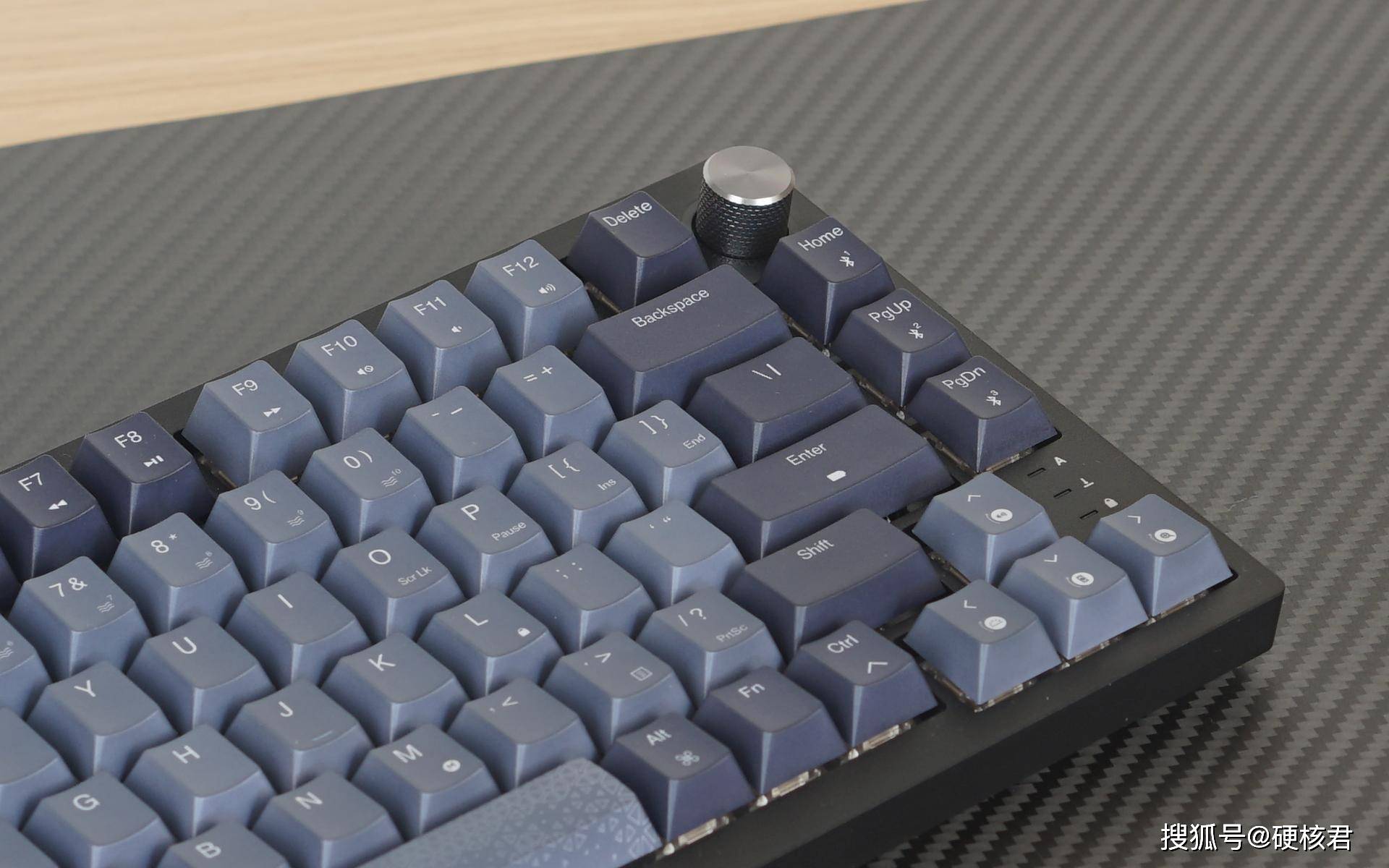 美商海盗船k65plus无线键盘游戏玩家的最佳拍档体验超凡手感