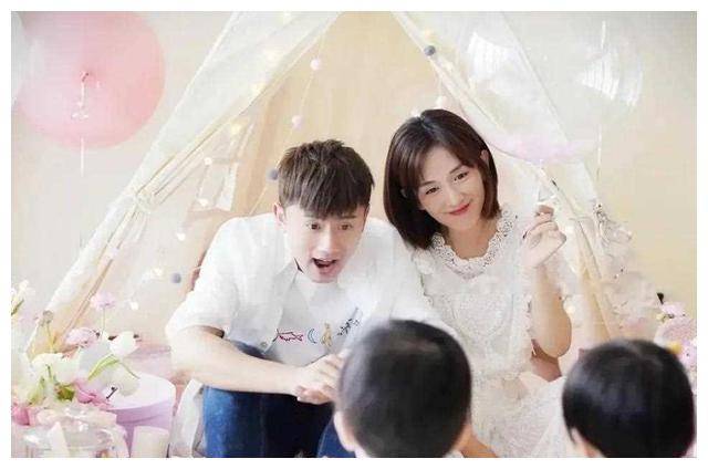 42岁谢娜又怀孕了大肚子带3个女儿逛商场网友估计五个月