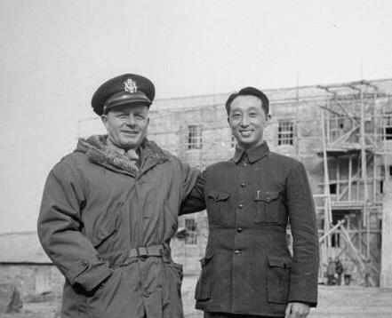 "张学思说:"一来,14年前,我从家出走的时分从前发过誓,要永久脱离那个